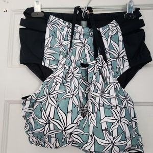 Raisins Curve Bikini